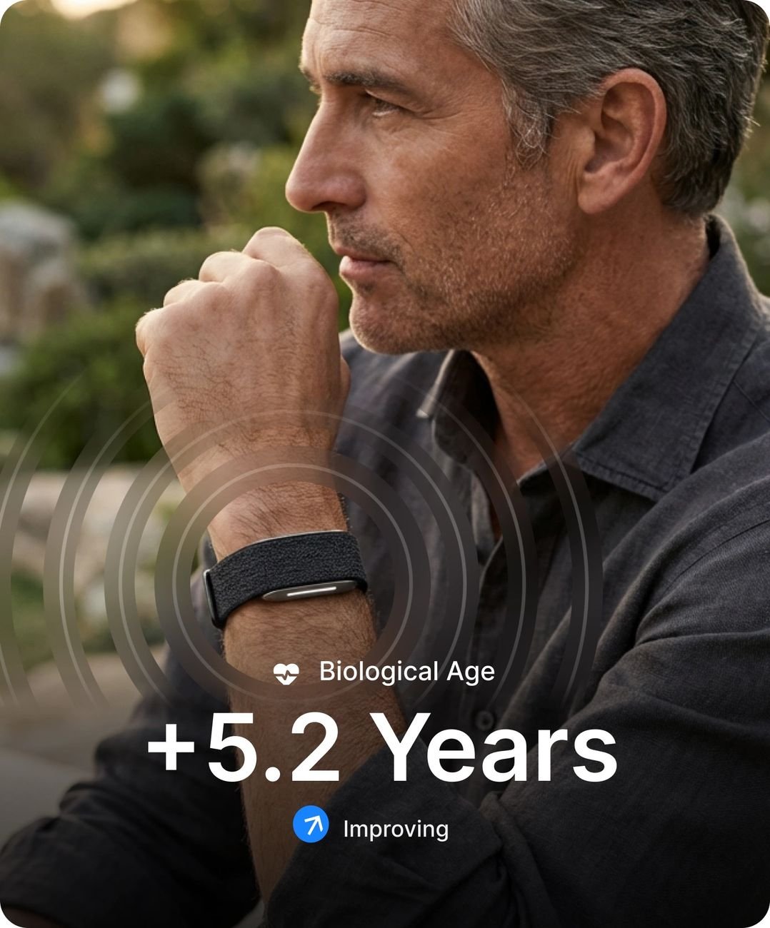 Man wearing Hume Band — biological age and chronic illness risk assessed in app