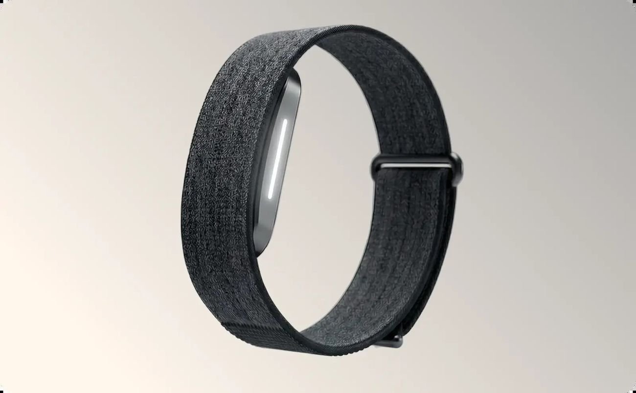 Hume Band 2.0 premium angled product photo — longevity tracking wearable